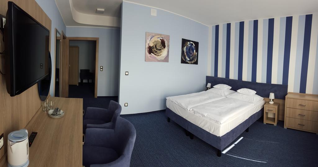 Laura Spa Łagów Cameră foto